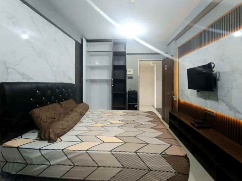 apartemen gunawangsa manyar tower b studio