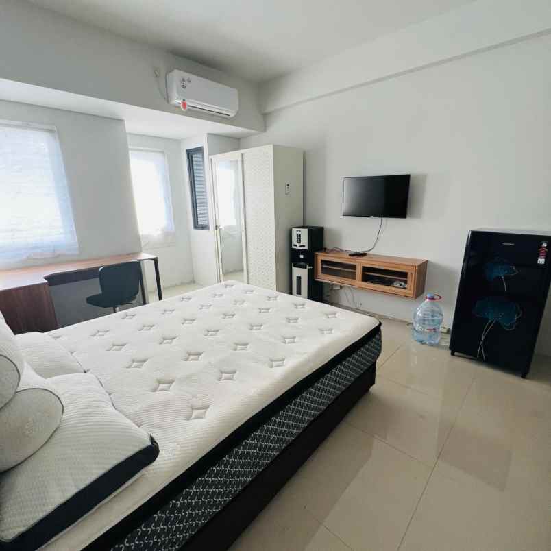 apartment cornell lantai 7 full furnish bisa perbln