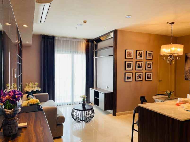 apartment the peak tunjungan plaza siap huni furnish