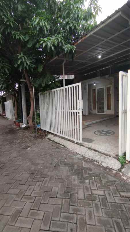 butuh cepat laku bcl rumah siap huni surabaya timur