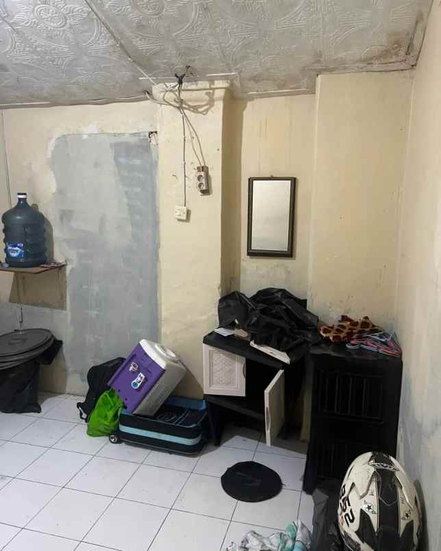 d jual rumah kost