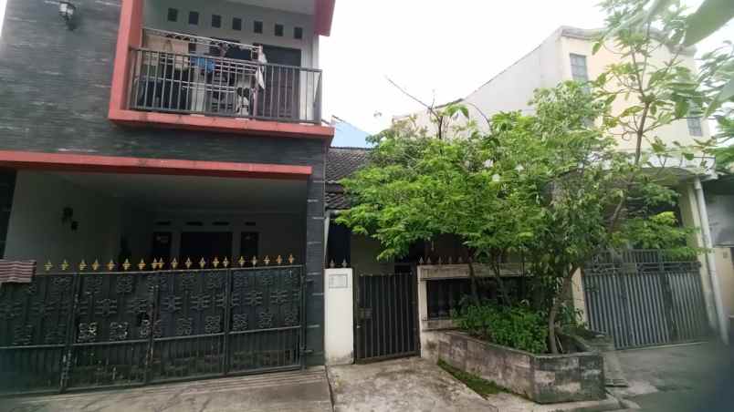 dijual 2 rumah berdampingan mekarsari cimanggis depok