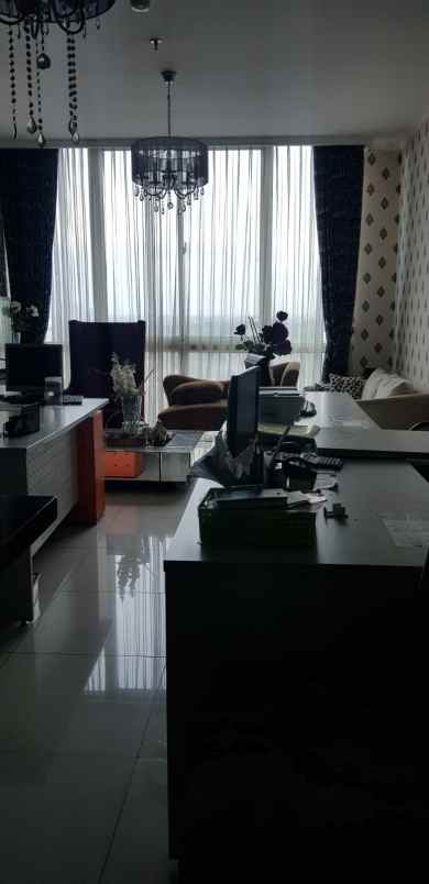 dijual apartemen mayjen sungkono