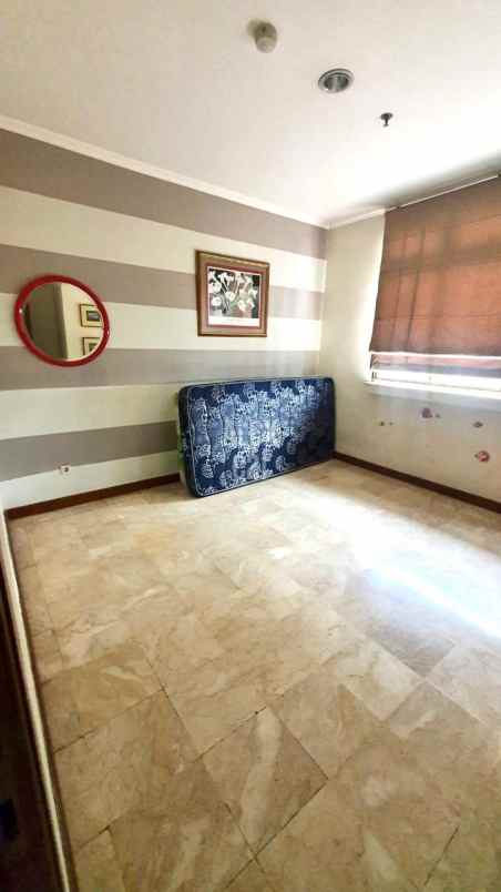 dijual apartemen tb simatupang cilandak