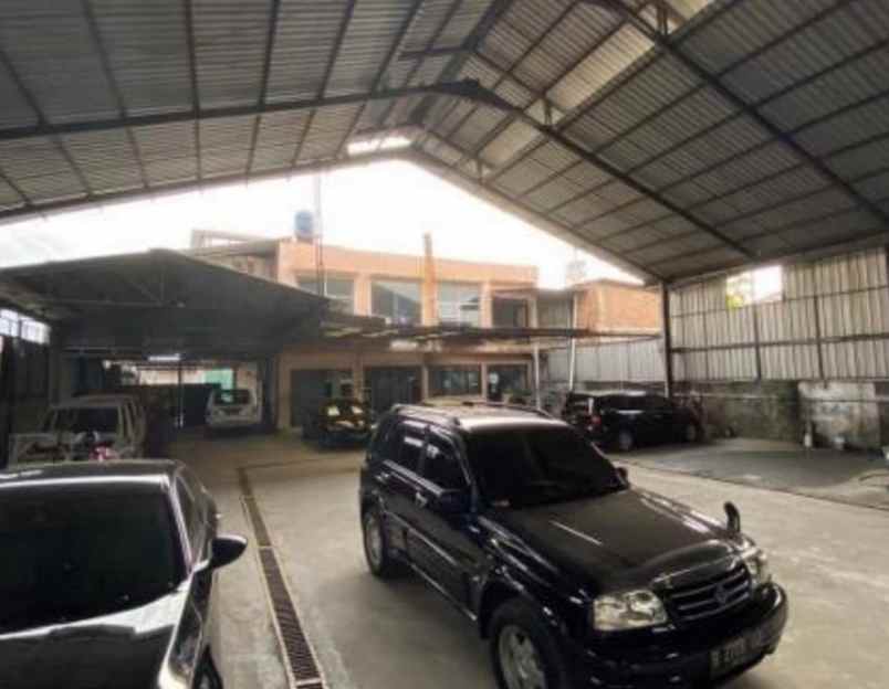 dijual bengkel body repair di bintara jaya bekasi