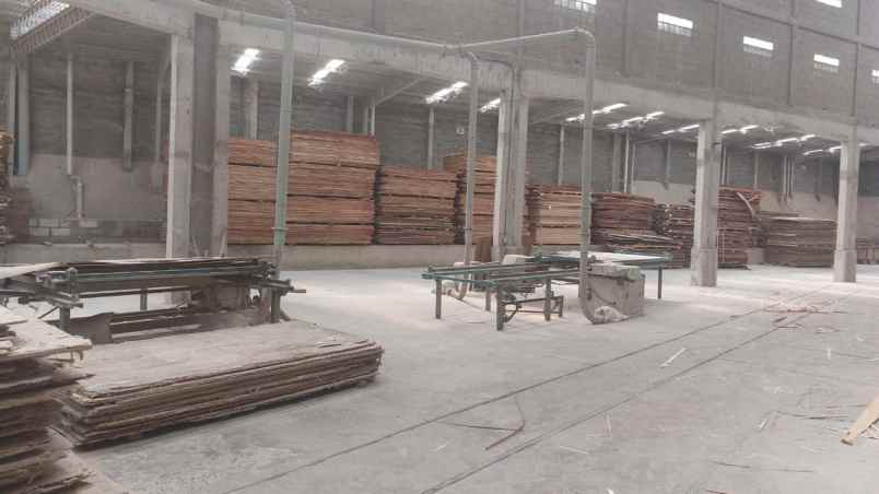 dijual gudang ex pabrik kayu di jombang