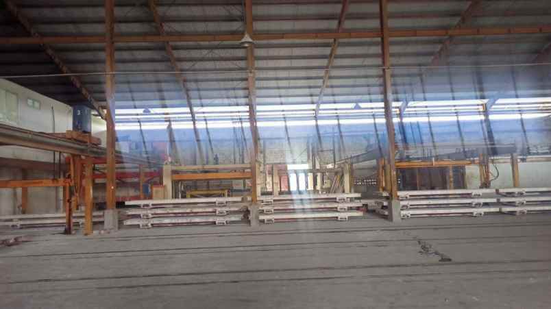 dijual gudang ex pabrik pengecoran logam di surabaya