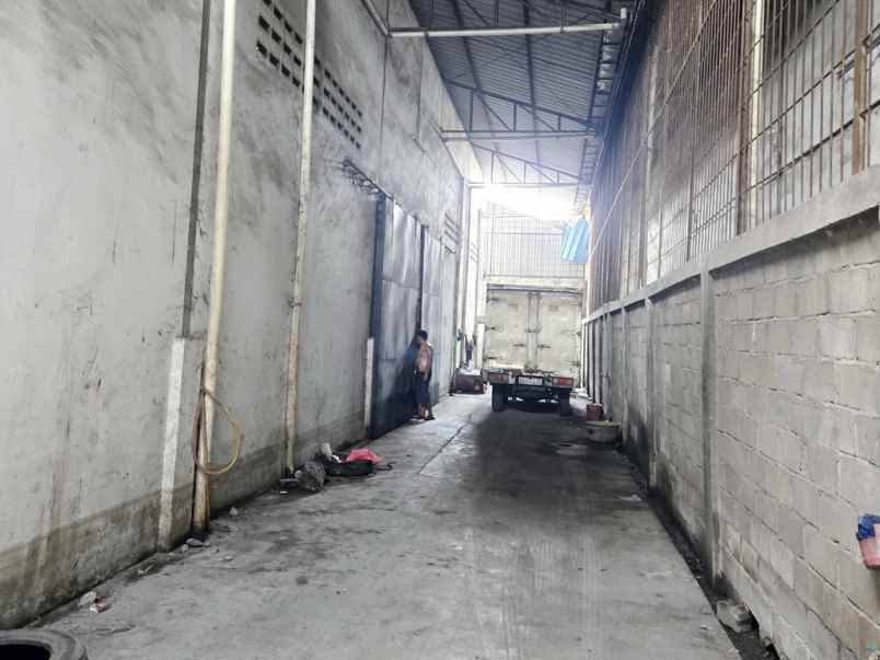 dijual gudang kim 2 jalan pulau pinang iv