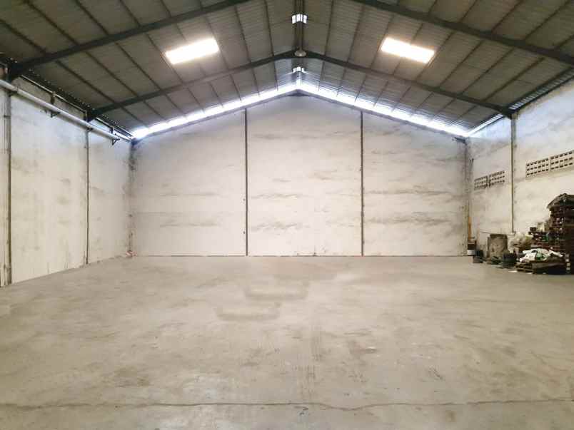 dijual gudang kim 2 jalan pulau pinang iv