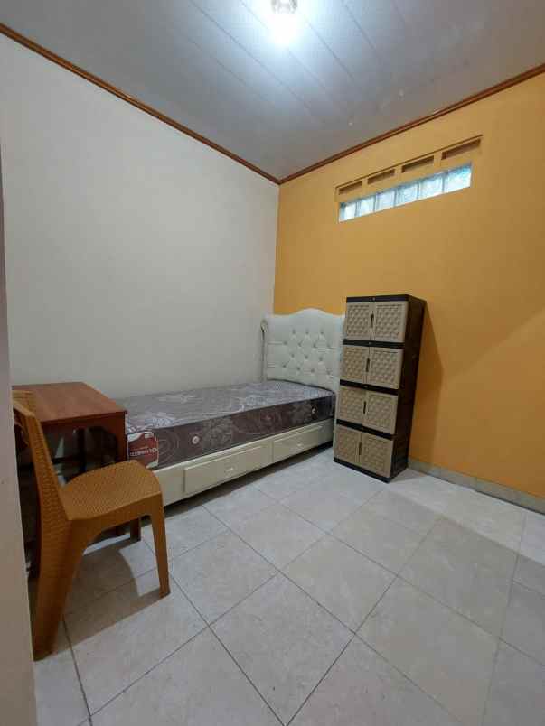 dijual kost ampel gading