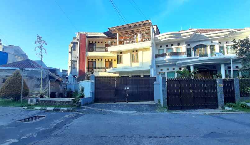 dijual kost dago asri