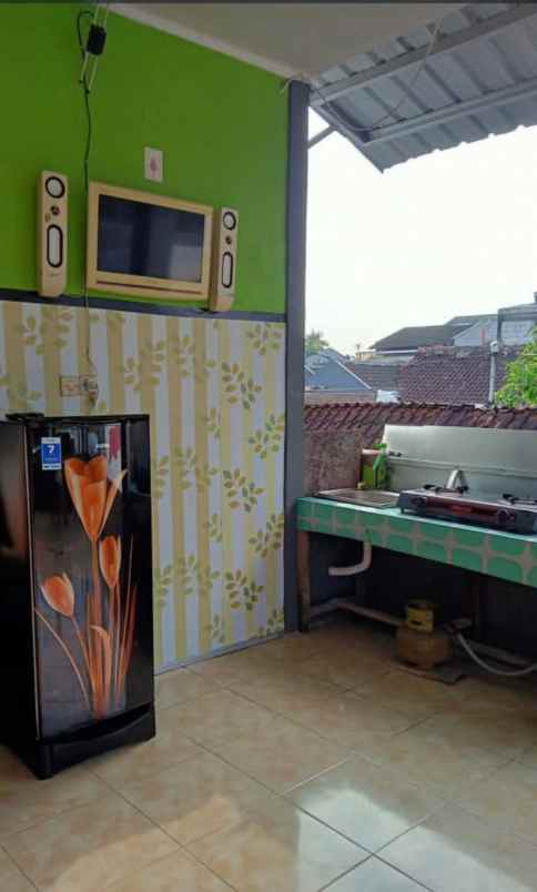 dijual kost ketileng