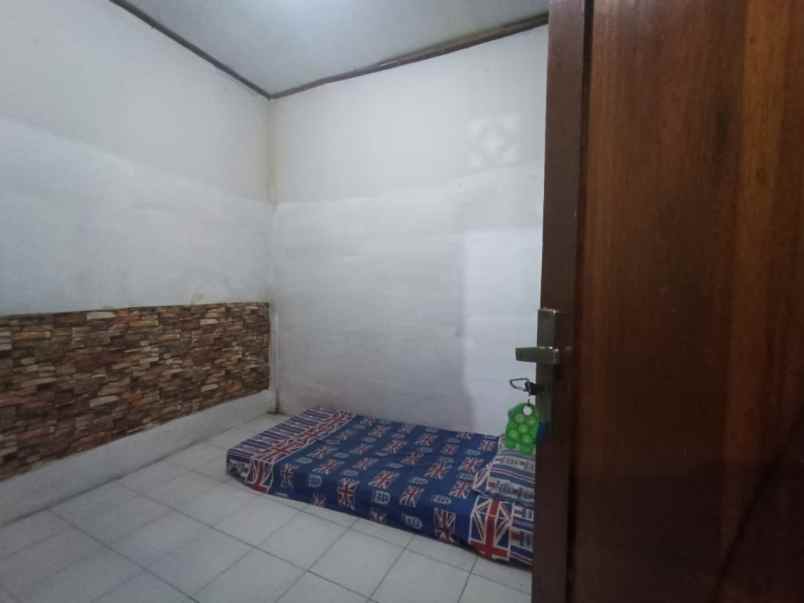 dijual kost manyaran