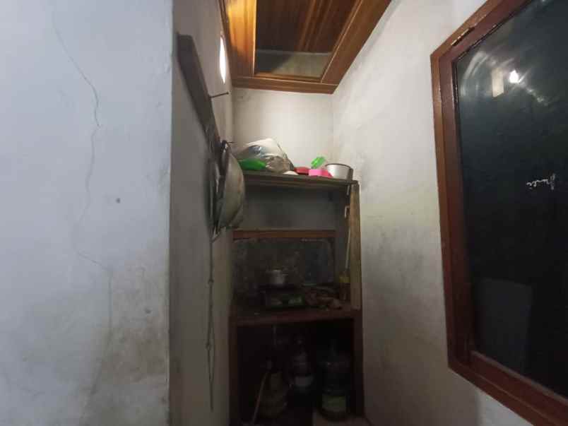 dijual kost manyaran