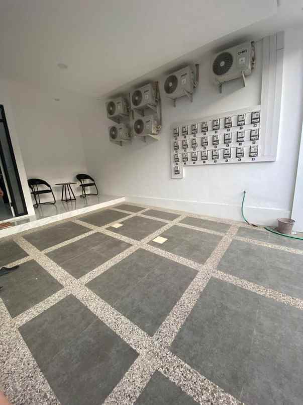 dijual kost merjosari klandungan