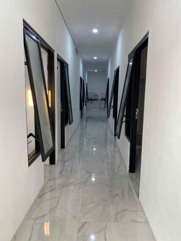 dijual kost merjosari klandungan