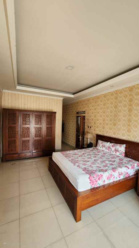 dijual murah rumah arcamanik terawat dekat sport jabar