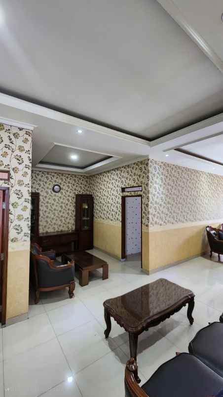 dijual murah rumah arcamanik terawat dekat sport jabar