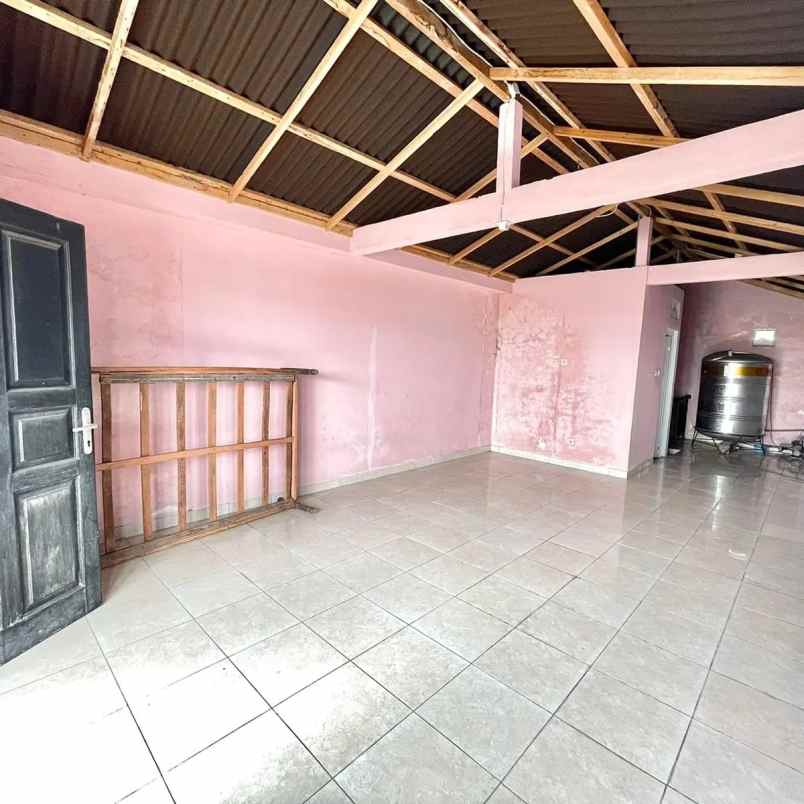 dijual ruko gudang kantor jalan kuta badung bali