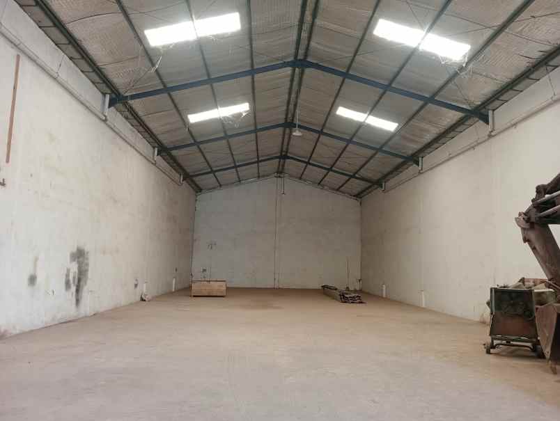 dijual ruko gudang kantor jalan lingkar timur