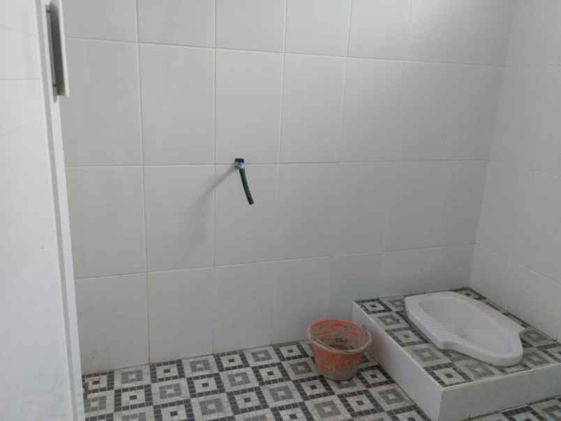 dijual ruko gudang kantor jl dr soeparno no 28