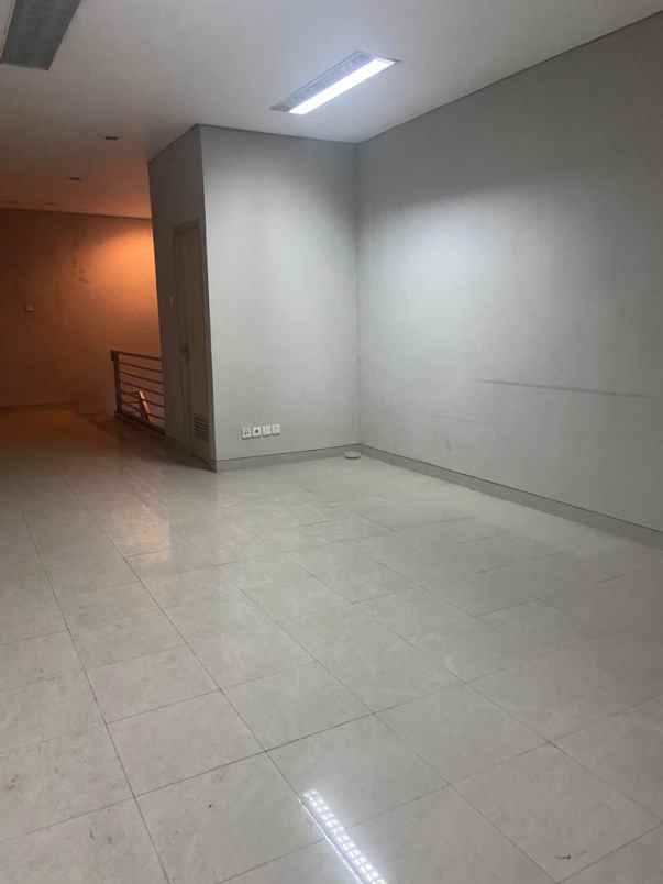 dijual ruko gudang kantor ruko sbs jl raya jatiasih