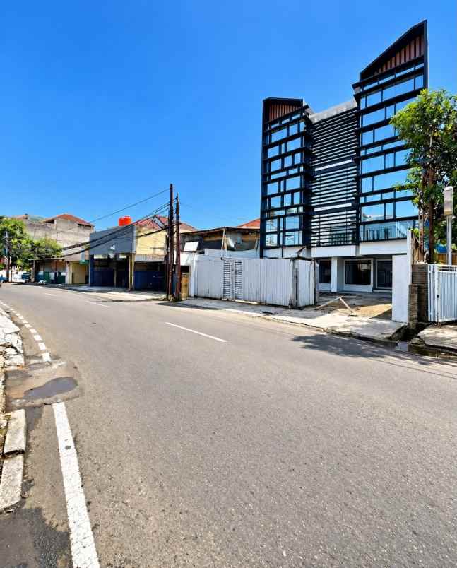 dijual ruko gudang kantor utan kayu utara matraman