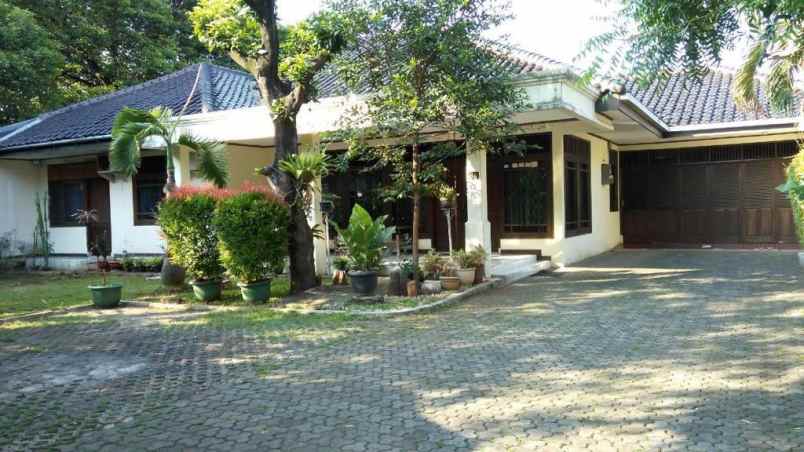 dijual rumah 1 lantai bu ps minggu jakarta selatan