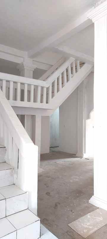 dijual rumah 2 lantai 1400m type 5kt babelan bekasi