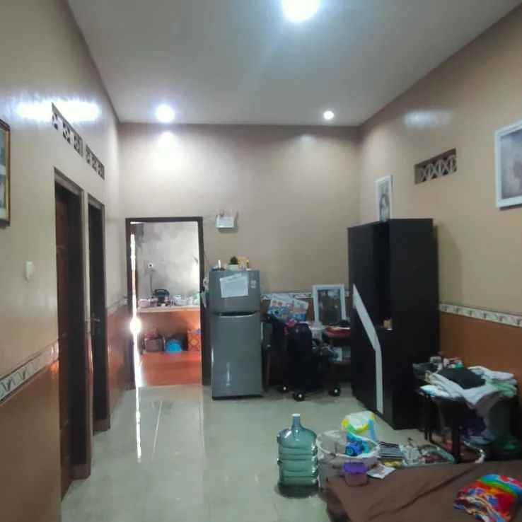 dijual rumah 50 meter ke jl