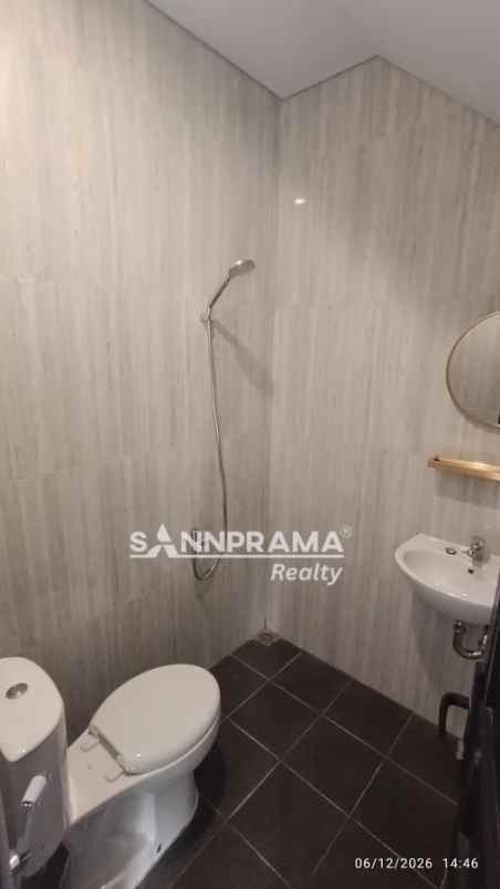 dijual rumah aeon bsd serpong