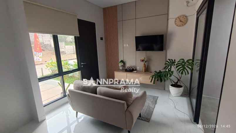 dijual rumah aeon bsd serpong