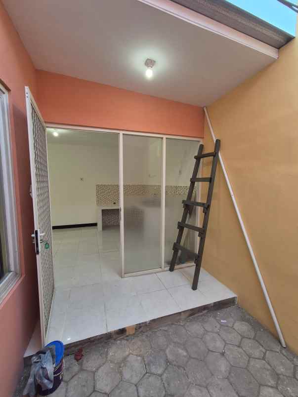 dijual rumah alam juanda