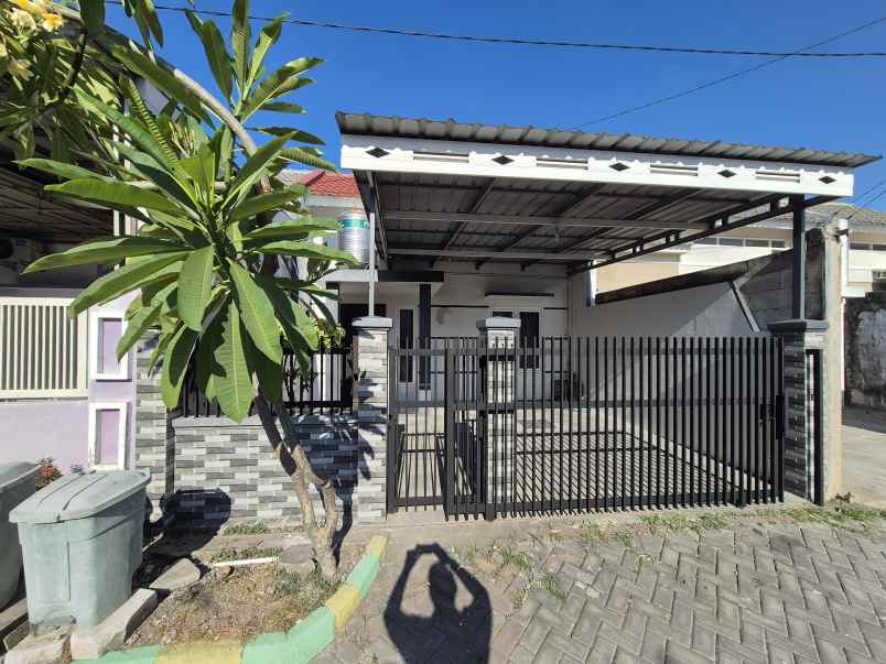 dijual rumah alam juanda