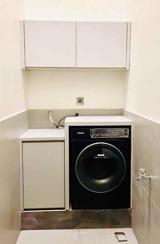 dijual rumah alana regency tambak oso