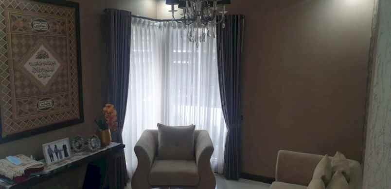 dijual rumah antapani