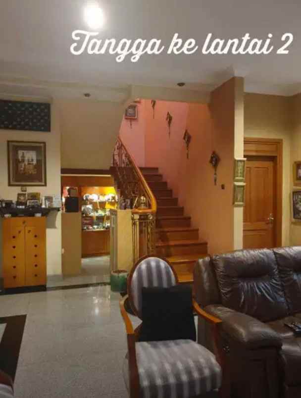 dijual rumah araya galaxy bumi permai