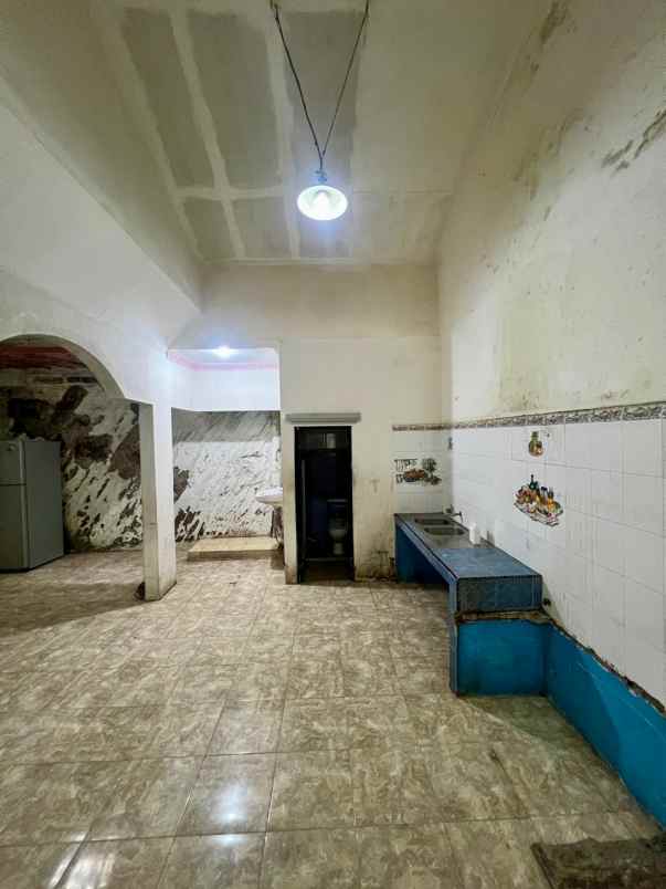 dijual rumah bagus 1 5 lantai di bondongan kota bogor