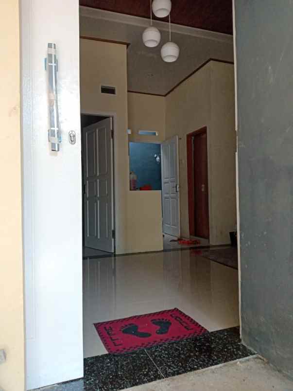 dijual rumah baru sertifikat shm