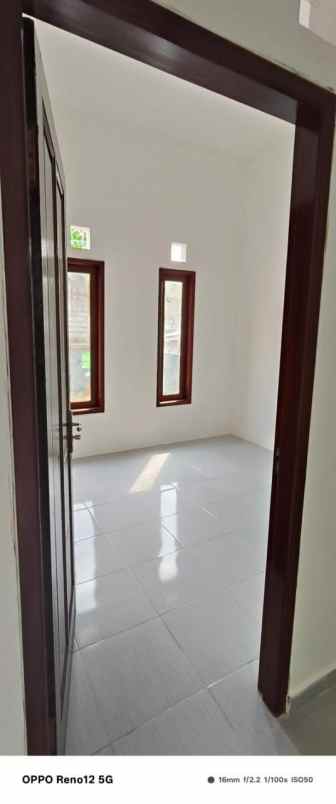 dijual rumah baru siap huni lokasi tlekung batu malang
