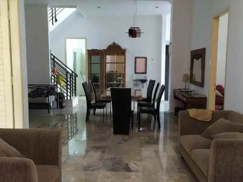 dijual rumah bintara