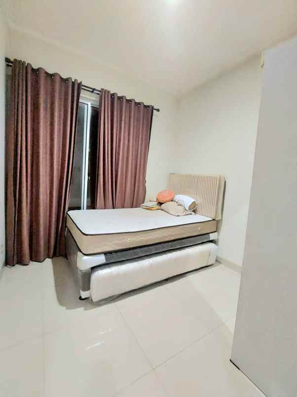 dijual rumah bintaro jaya sektor 9