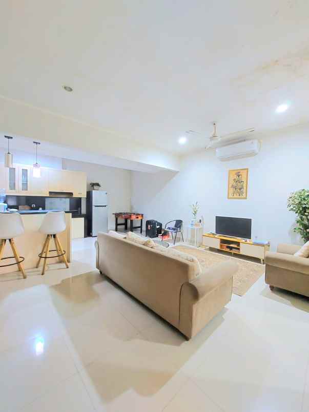 dijual rumah bintaro jaya sektor 9