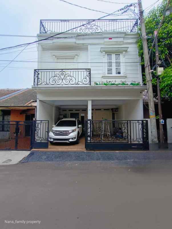 dijual rumah bintato utama sektor 2