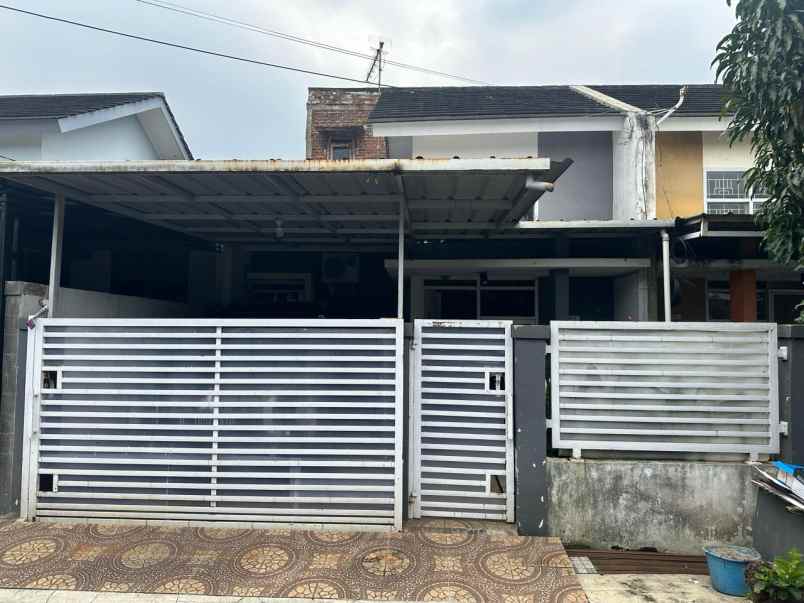 dijual rumah buana ciwastra residence