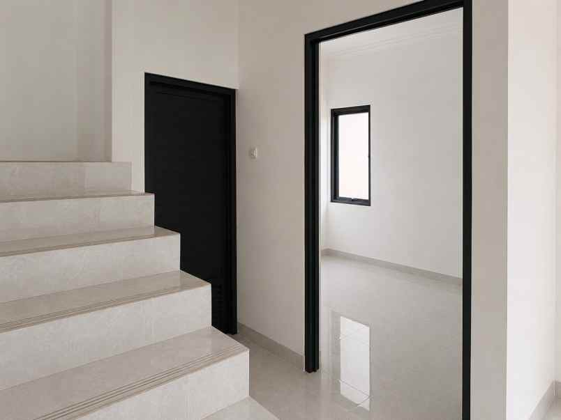 dijual rumah buaran serpong