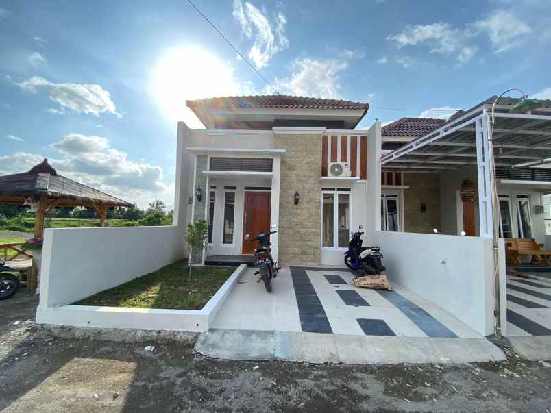 dijual rumah buntalan klaten tengah klaten