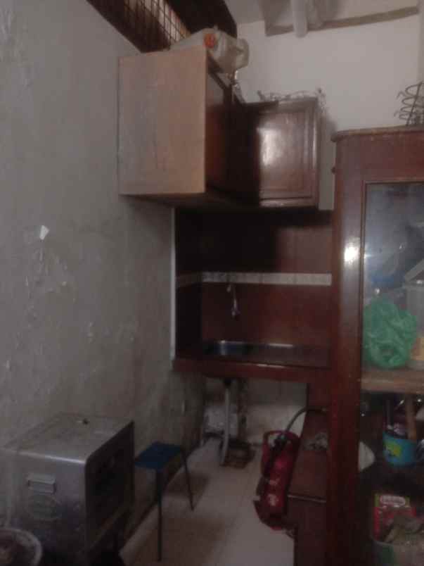 dijual rumah cantik pusat kota