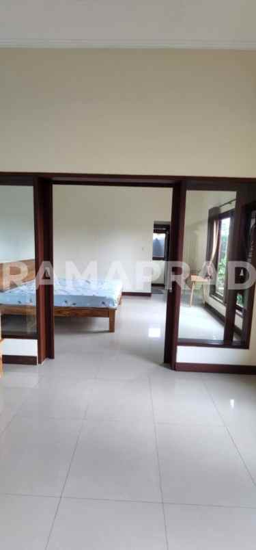 dijual rumah cemagi