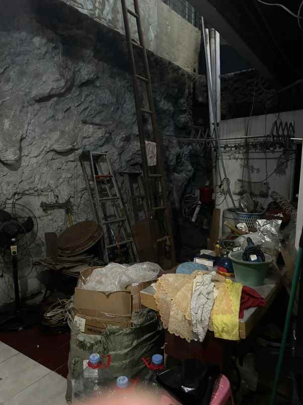 dijual rumah cendrawasih